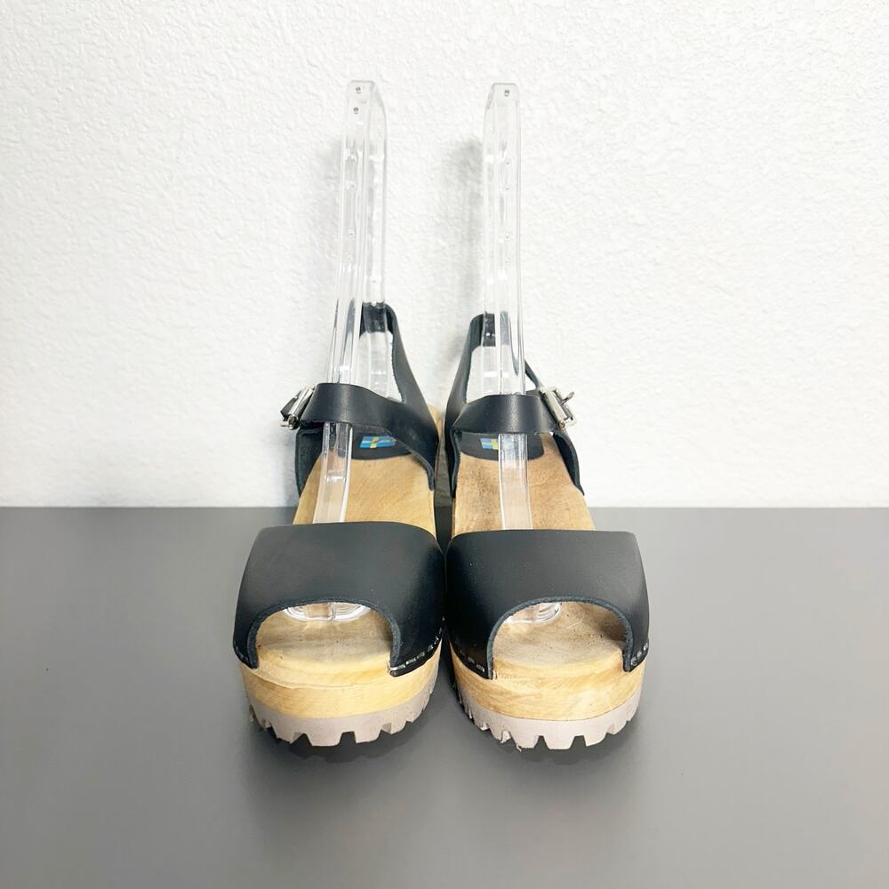Mia Shoes Black Leather Clog Sandals - Picture 4 of 14
